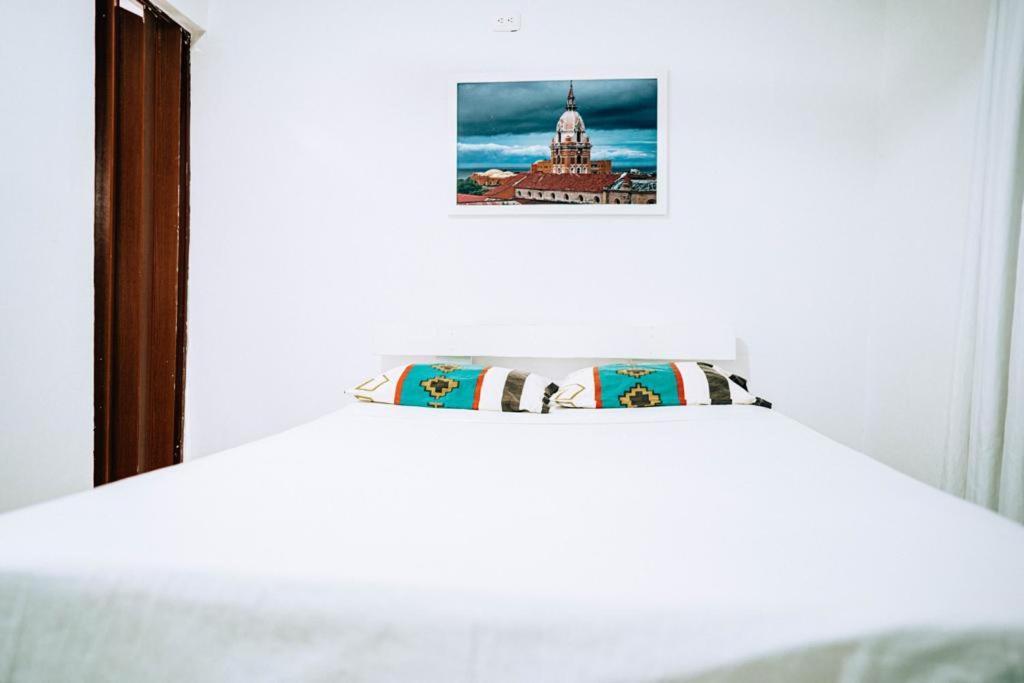 Neos Hotel Cartagena מראה חיצוני תמונה